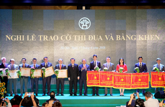 Hà Nội "trải thảm đỏ" mời nhà đầu tư