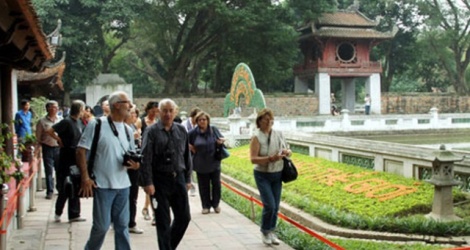 10 tháng đầu năm, khách du lịch đến Hà Nội ước đạt 21,73 triệu lượt