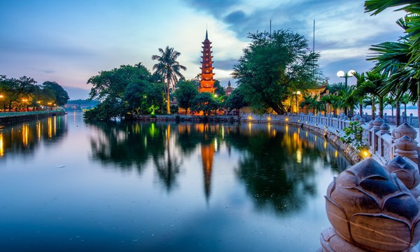 Chùa Trấn Quốc lọt top 10 ngôi chùa đẹp nhất trên thế giới