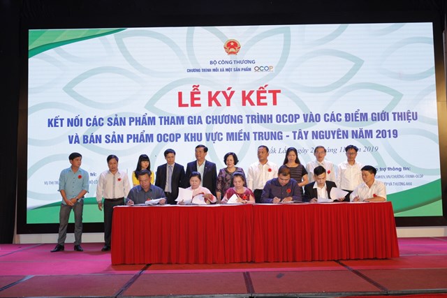 Quảng bá sản phẩm OCOP gắn với văn hóa miền Trung và Tây Nguyên
