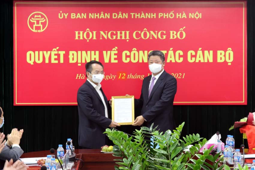 Trao quyết định bổ nhiệm Phó Giám đốc Trung tâm Xúc tiến đầu tư, thương mại, du lịch Hà Nội