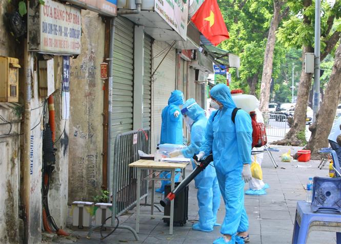 Hà Nội chính thức giãn cách toàn xã hội trong 15 ngày, kể từ 6 giờ ngày 24/7/2021