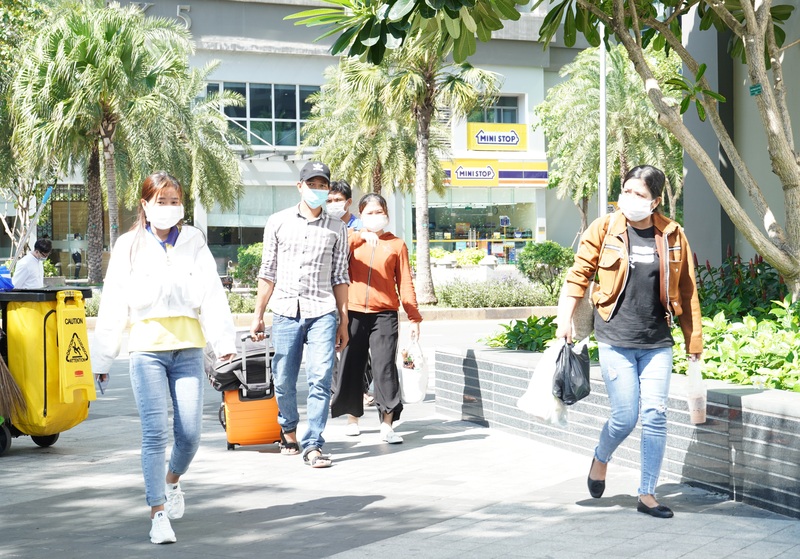 Người từ TP Hồ Chí Minh đi 62 địa phương khác phải tự cách ly 7 ngày, xét nghiệm 3 lần