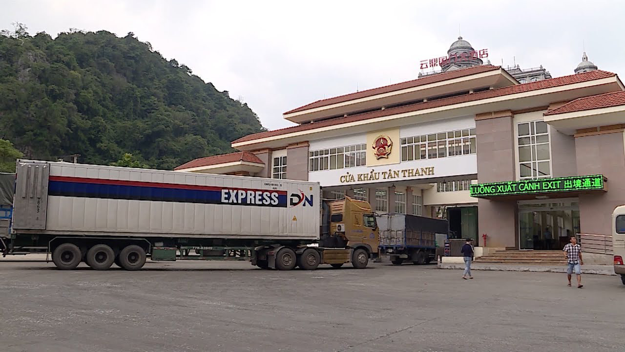 Khuyến cáo doanh nghiệp xuất khẩu hàng hóa qua các cửa khẩu biên giới phía Bắc