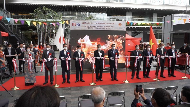 Hà Nội cùng một số tỉnh thành Việt Nam và khu vực Kyushu, Nhật Bản tổ chức chương trình hợp tác xúc tiến nhiều mặt