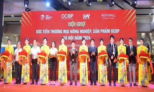 Khai mạc Hội chợ xúc tiến thương mại nông nghiệp, sản phẩm OCOP Hà Nội năm 2024