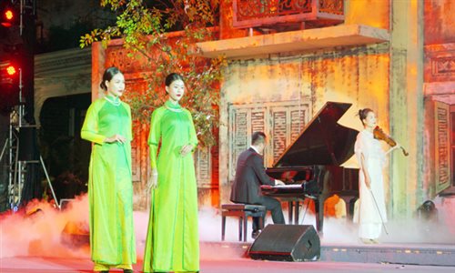 Lễ Hội áo dài Hà Nội 2024 tái hiện 70 năm giải phóng Thủ đô